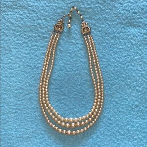 LAGUNA vintage faux pearl 3 strand necklace timeless design signed adjustable
